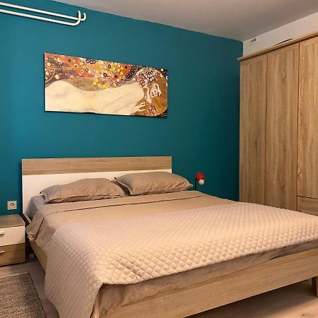 Peaceful Apartment With Patio Rovinj Buitenkant foto