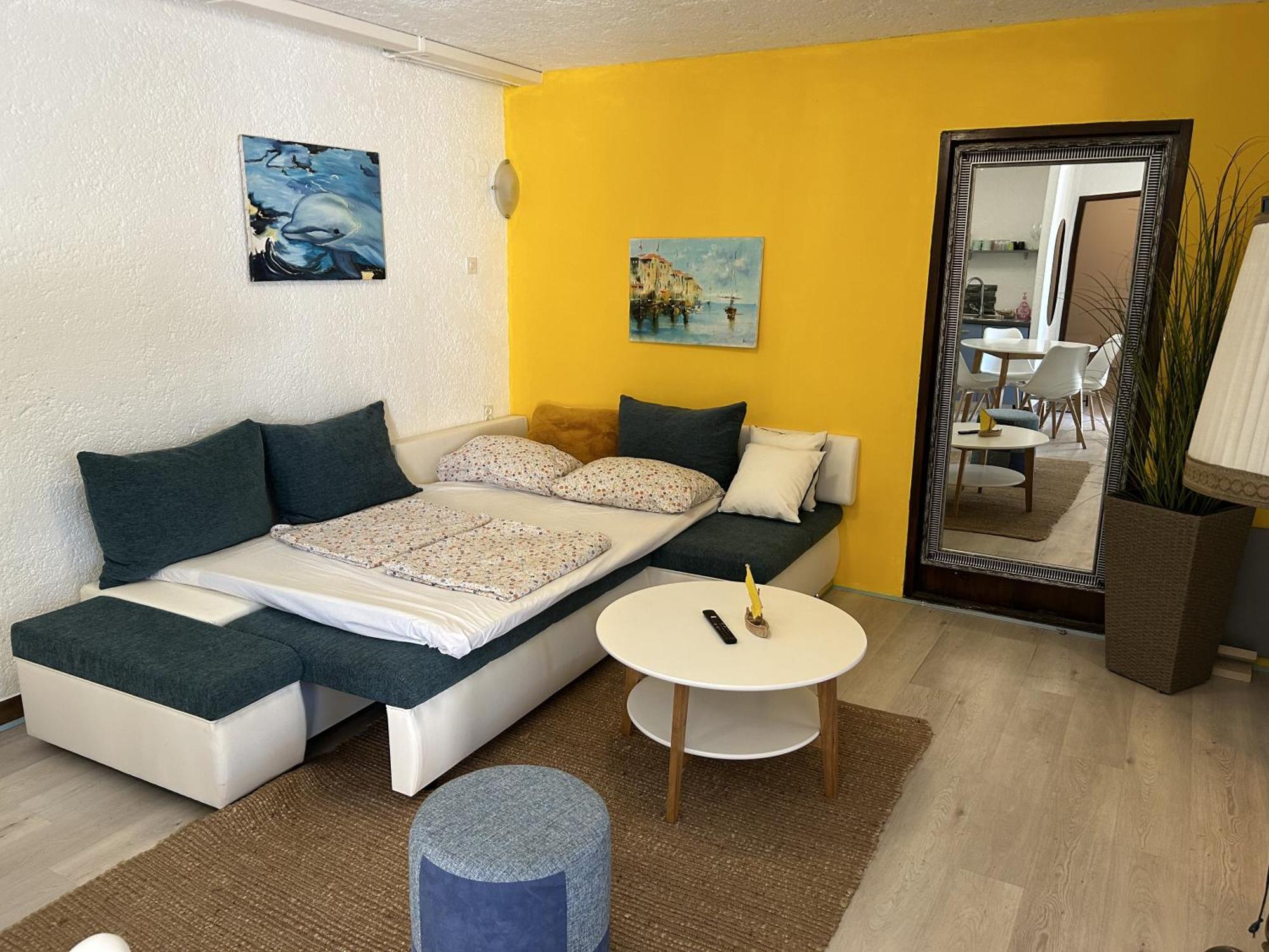 Peaceful Apartment With Patio Rovinj Buitenkant foto